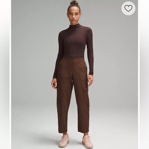 Lululemon Light Utilitech Cargo Pocket High-Rise Pant